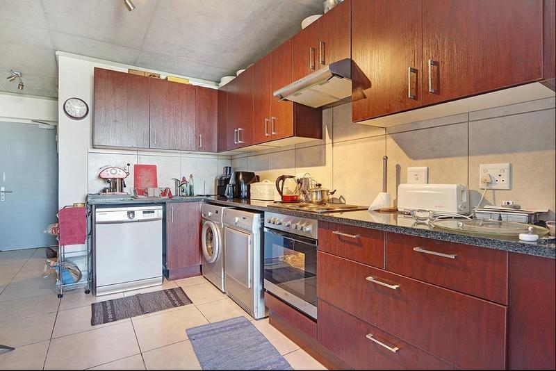 2 Bedroom Property for Sale in Milnerton Central Western Cape